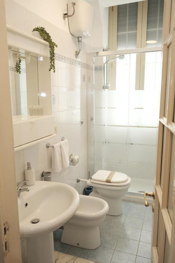 Palazzo Vitrano - Tourist Apartment Catania Exterior photo